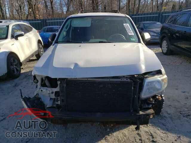 MAZDA TRIBUTE 2011 - 4F2CY9C74BKM05014