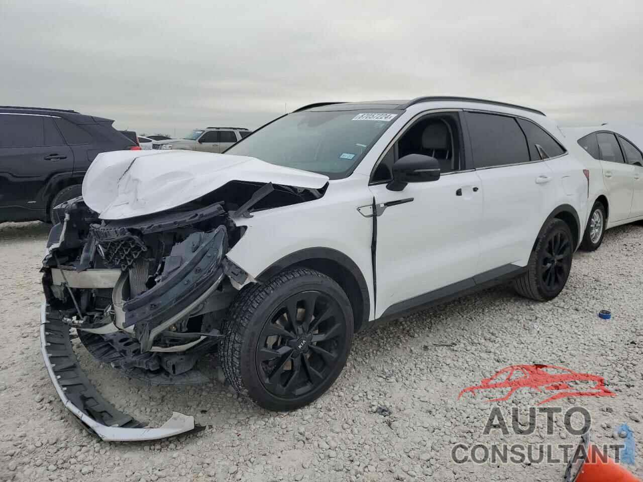KIA SORENTO 2021 - 5XYRK4LF5MG013948