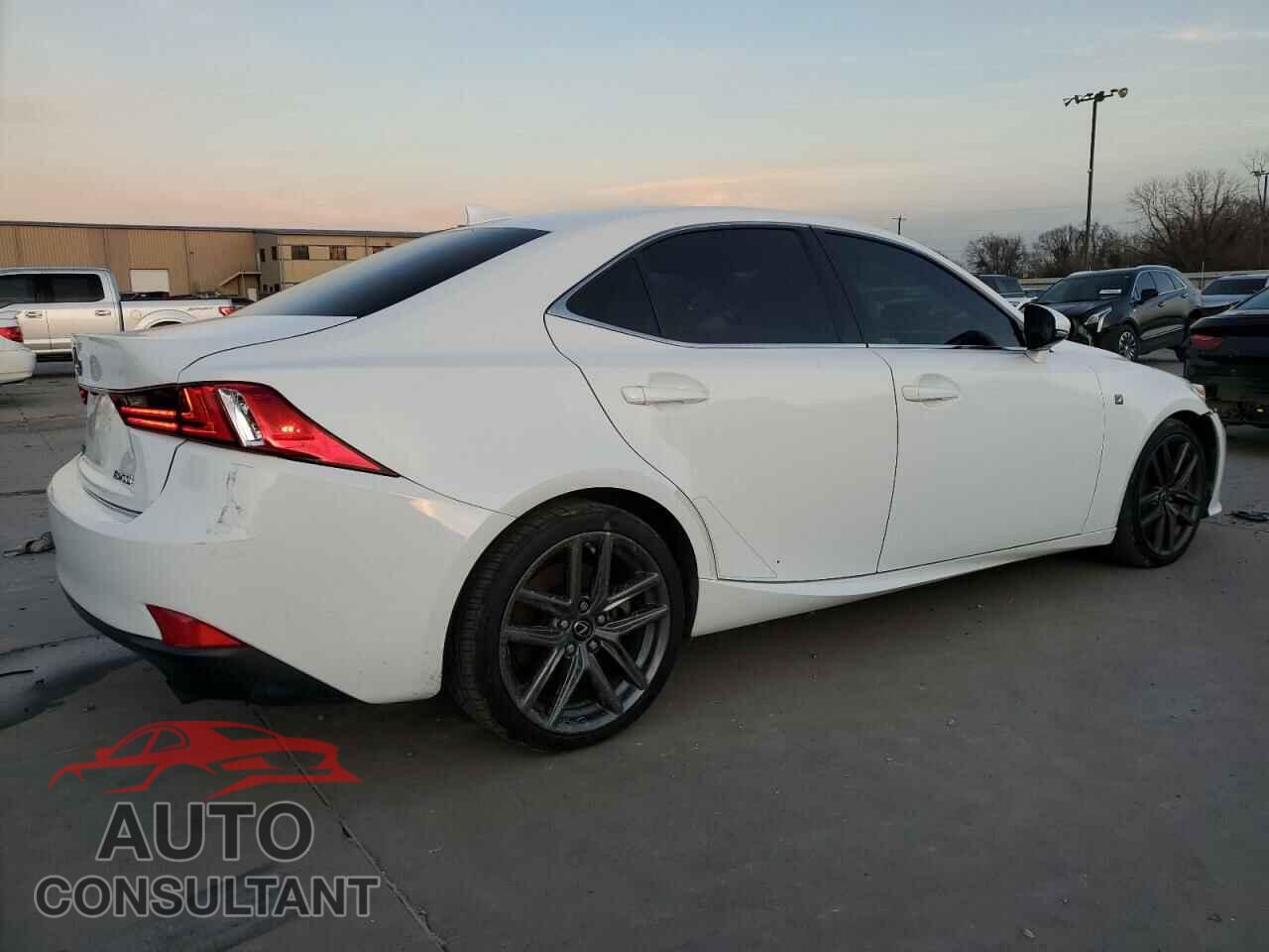 LEXUS IS 2016 - JTHBA1D29G5038412