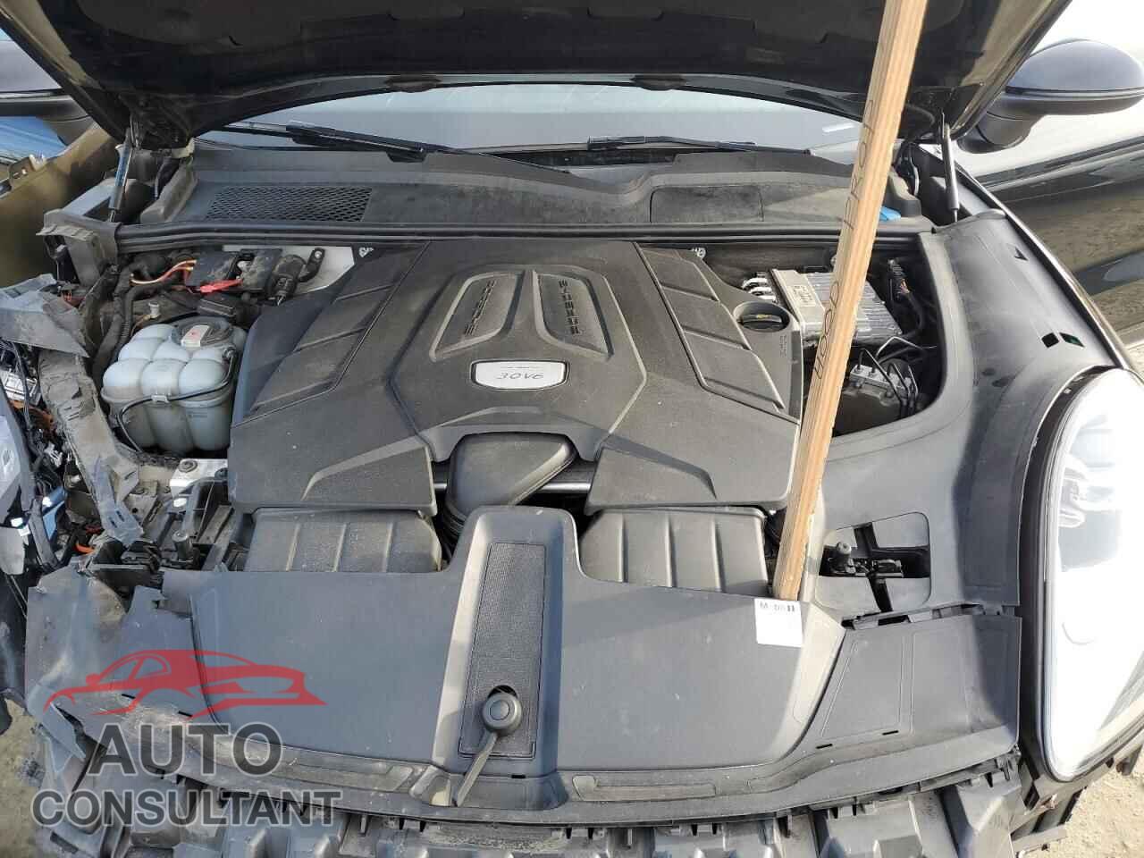 PORSCHE CAYENNE 2019 - WP1AA2AY1KDA03047