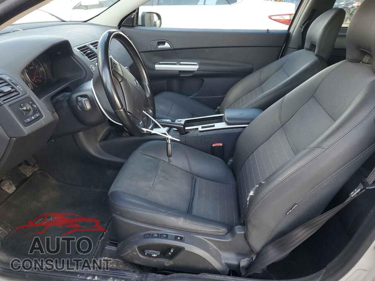 VOLVO C30 2011 - YV1672MK7B2207998