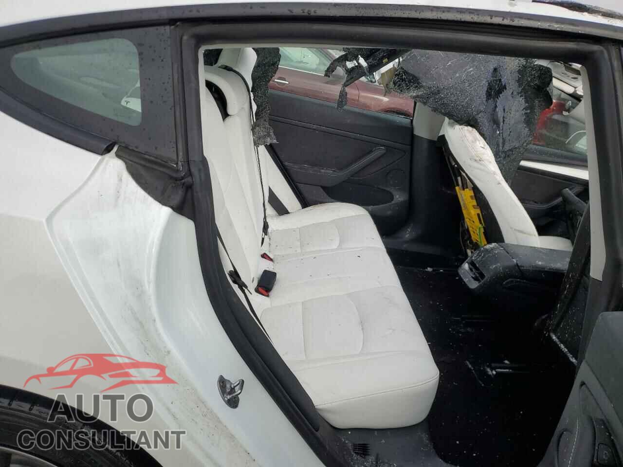 TESLA MODEL 3 2021 - 5YJ3E1EBXMF992959