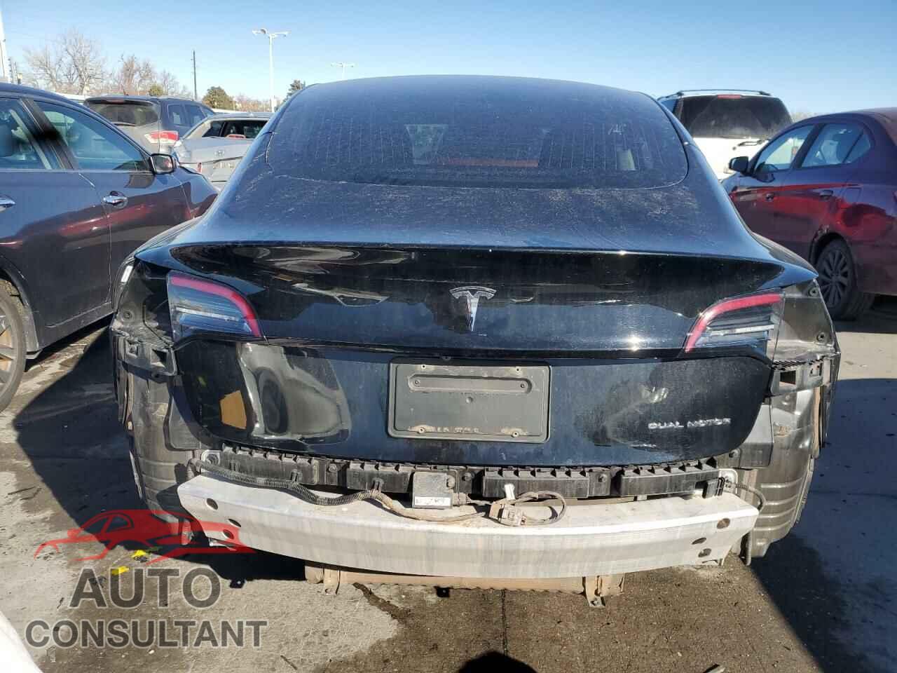 TESLA MODEL 3 2019 - 5YJ3E1EB2KF385127