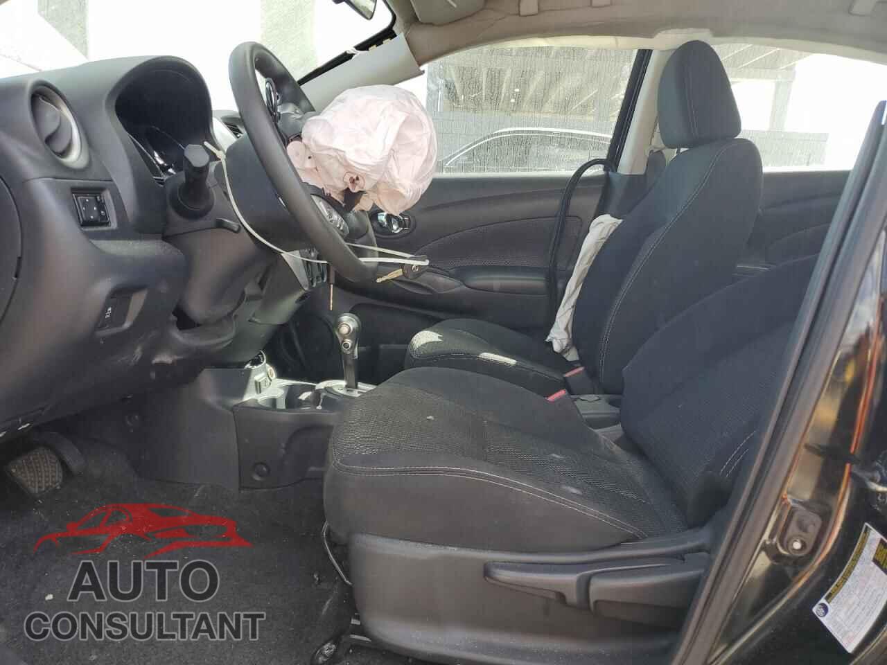 NISSAN VERSA 2017 - 3N1CN7AP3HL805043