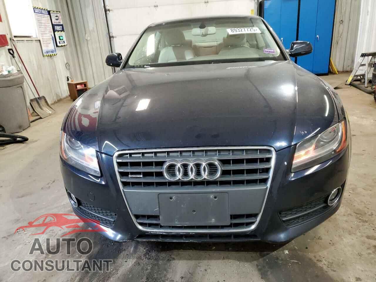 AUDI A5 2011 - WAULFAFR8BA028341