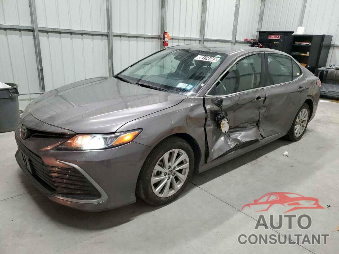 TOYOTA CAMRY 2024 - 4T1C11AK5RU225046