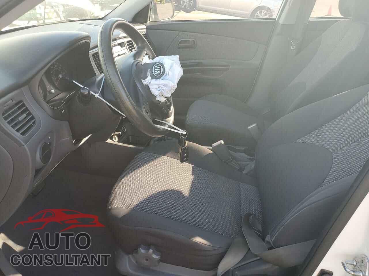 KIA RIO 2011 - KNADH4A30B6736914