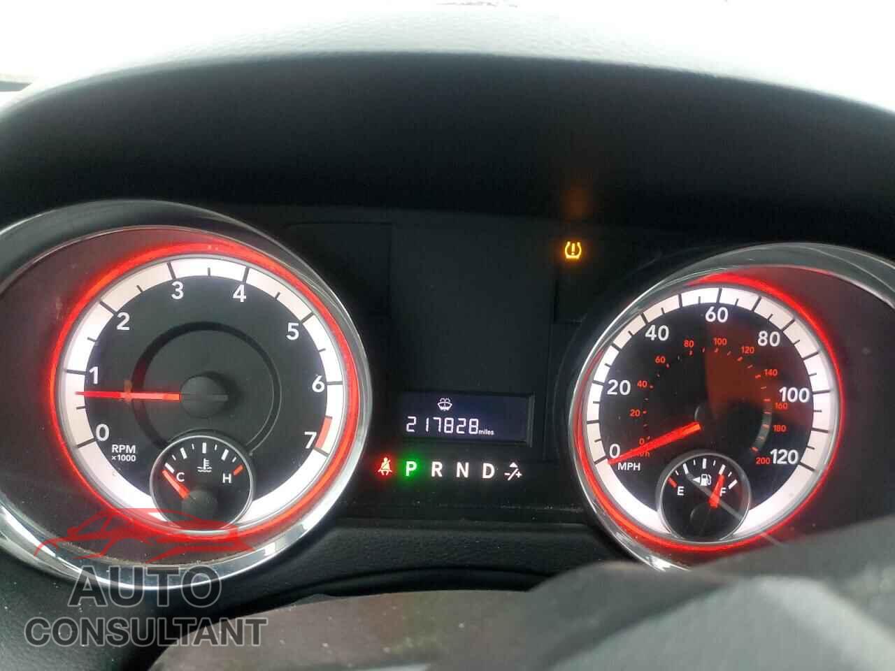 DODGE CARAVAN 2011 - 2D4RN3DG0BR640643