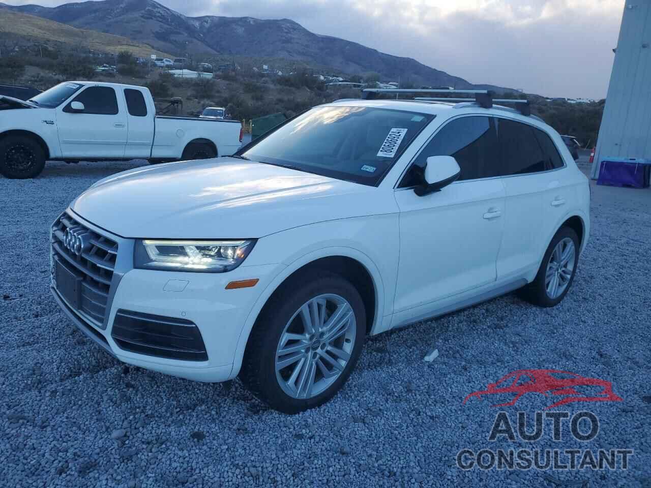 AUDI Q5 2018 - WA1BNAFY9J2047735