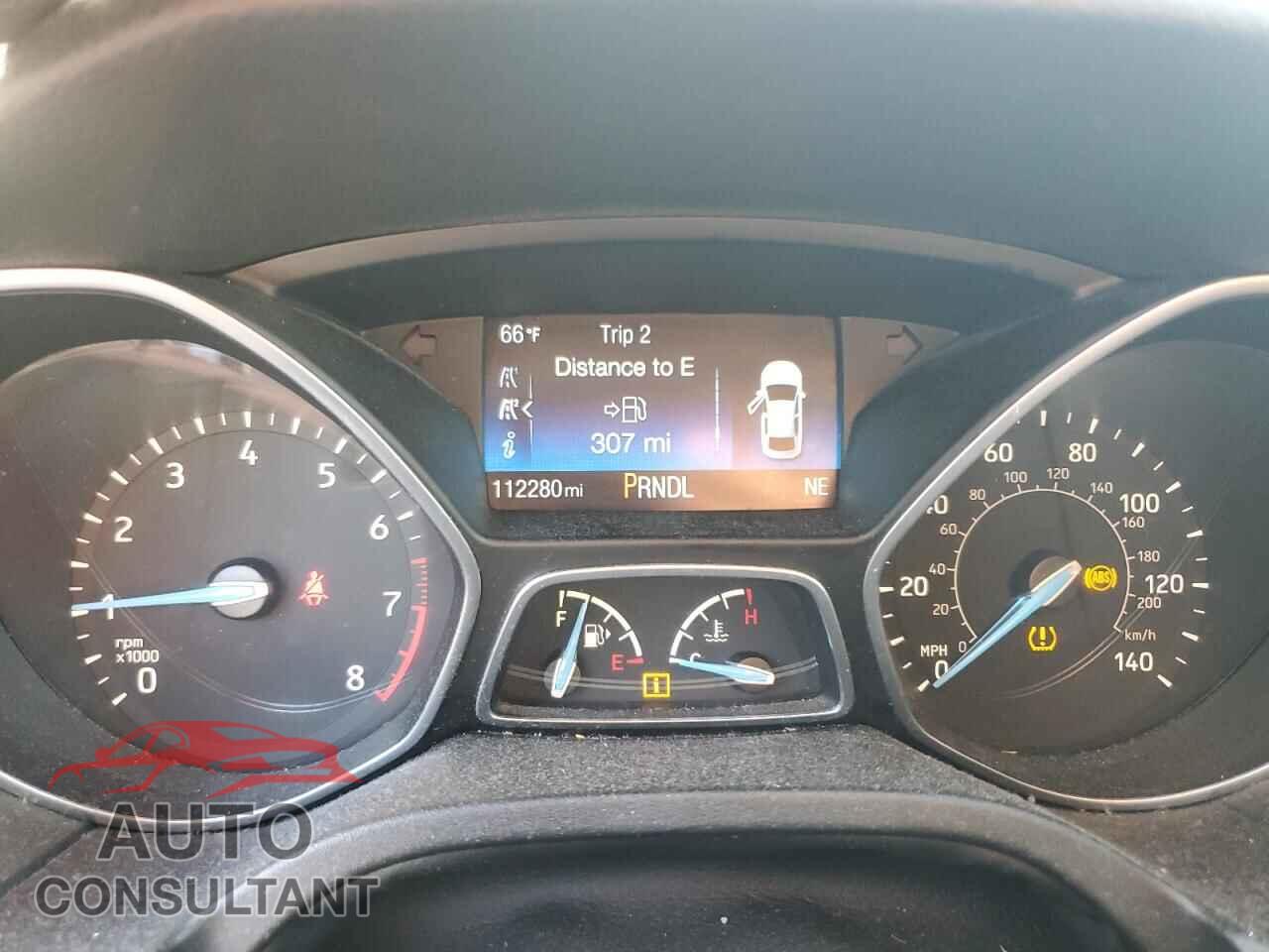FORD FOCUS 2015 - 1FADP3K28FL279241