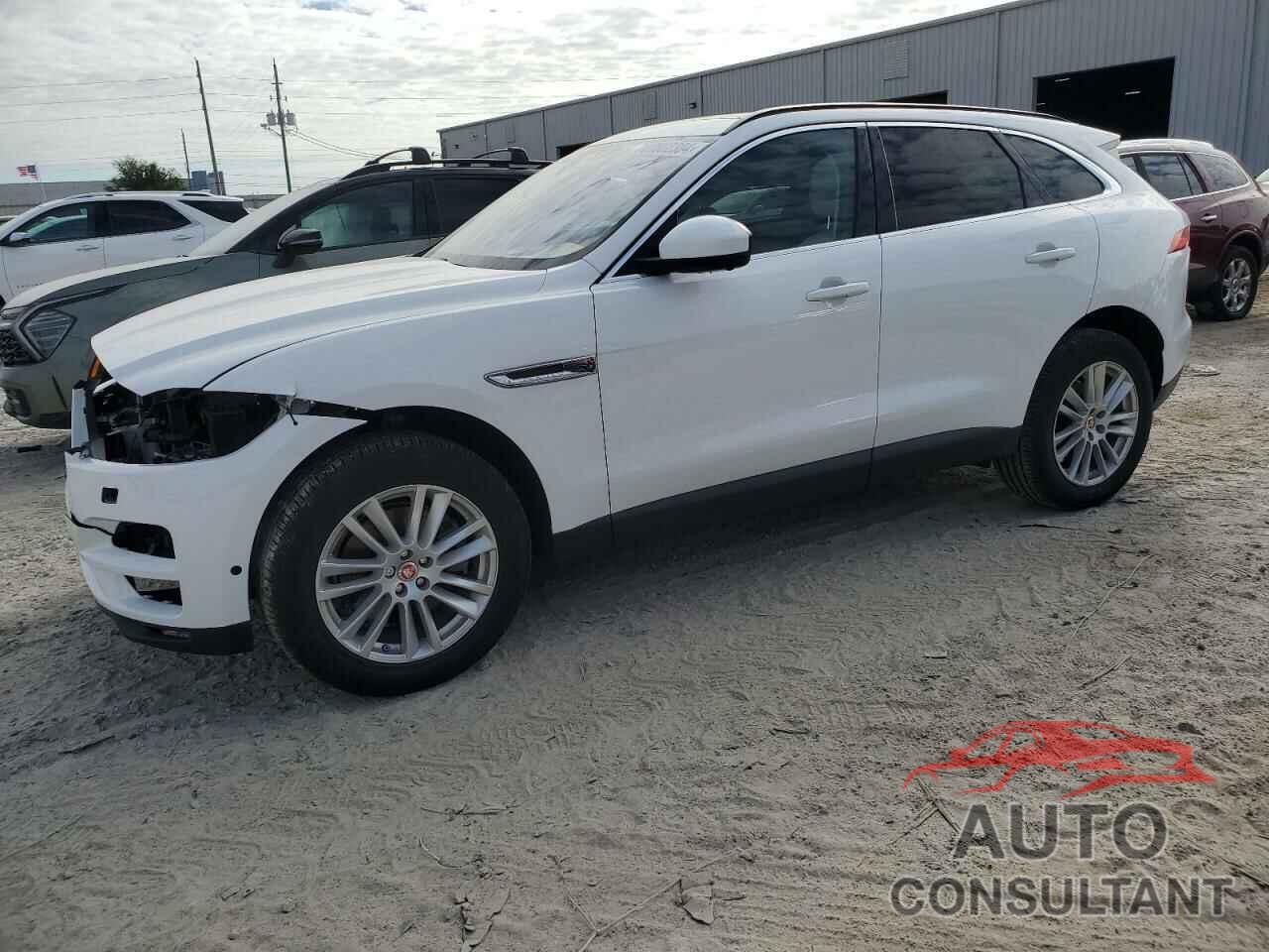 JAGUAR F-PACE 2019 - SADCK2GX4KA396800