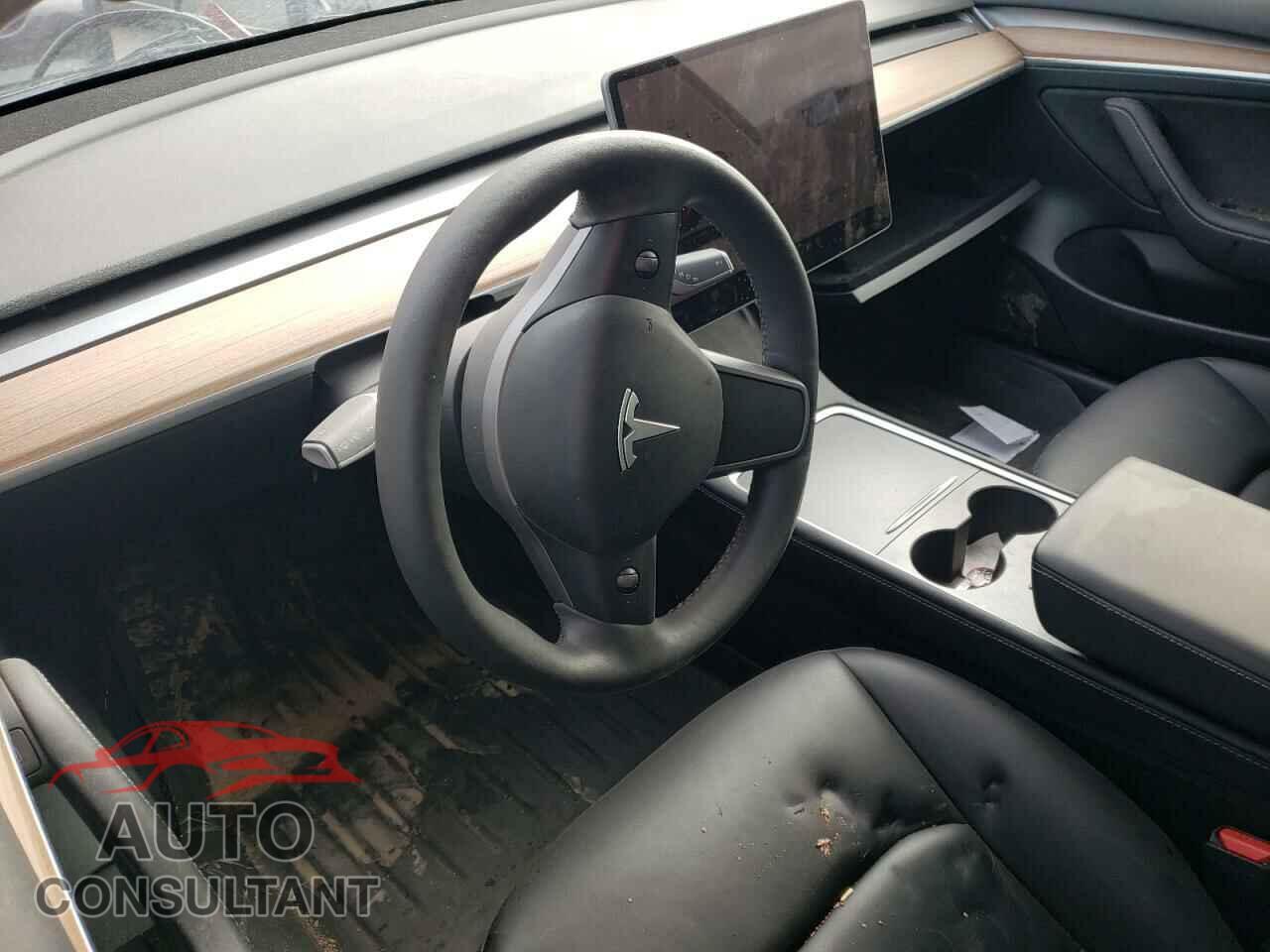 TESLA MODEL 3 2023 - 5YJ3E1EB9PF606858