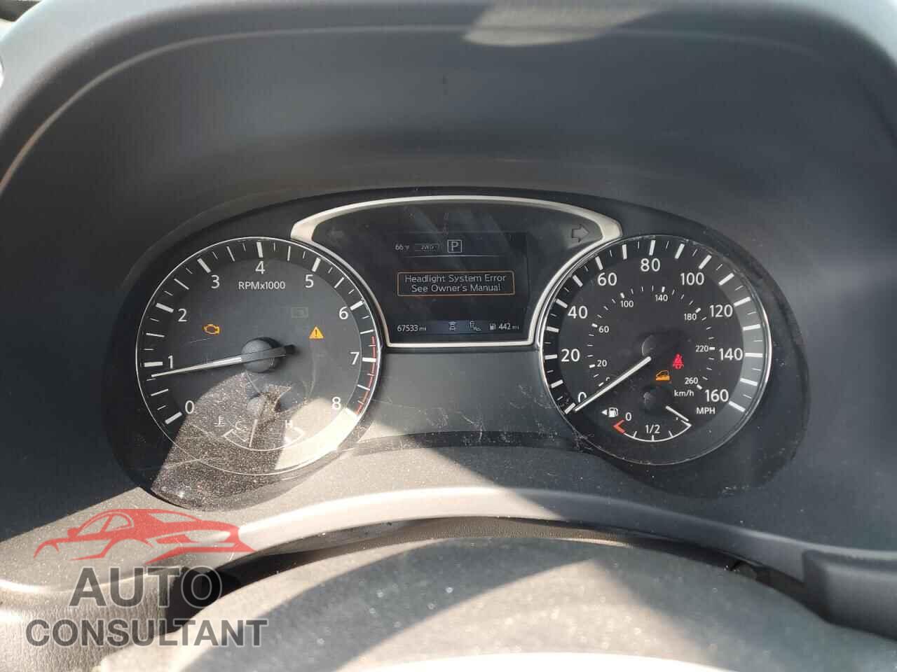 NISSAN PATHFINDER 2020 - 5N1DR2CM4LC644763