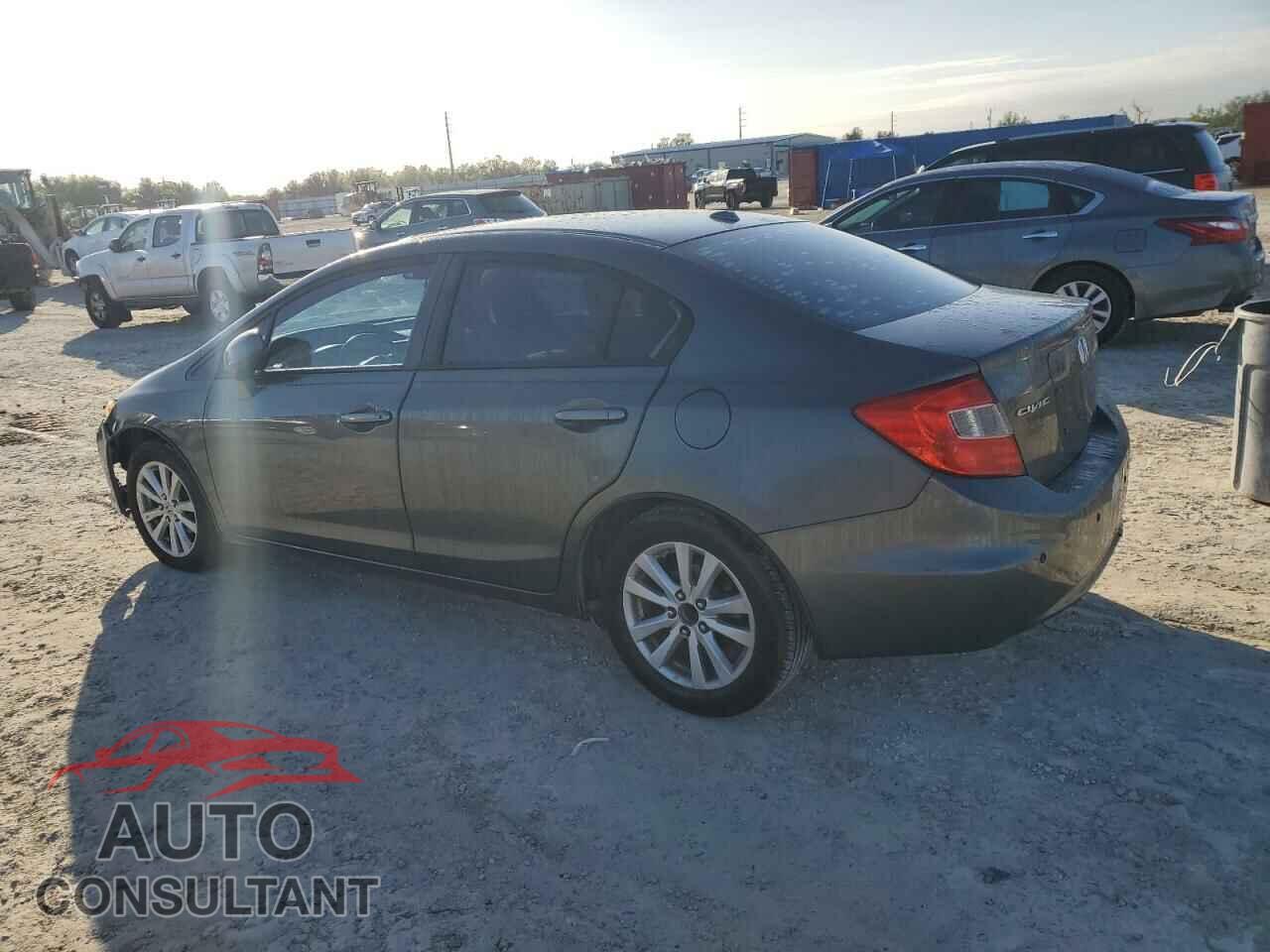 HONDA CIVIC 2012 - 2HGFB2F88CH540923