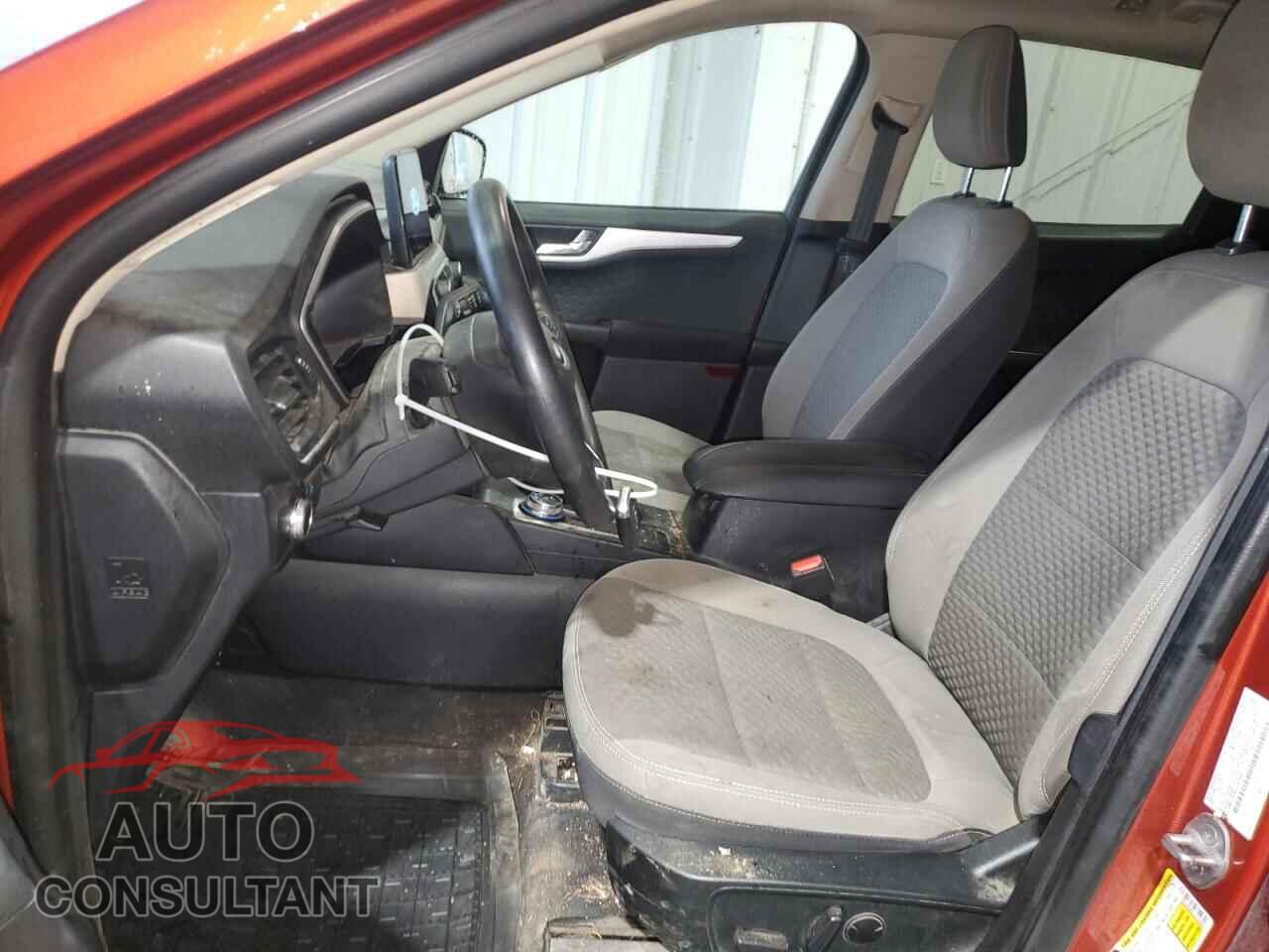 FORD ESCAPE 2020 - 1FMCU0G68LUA29069