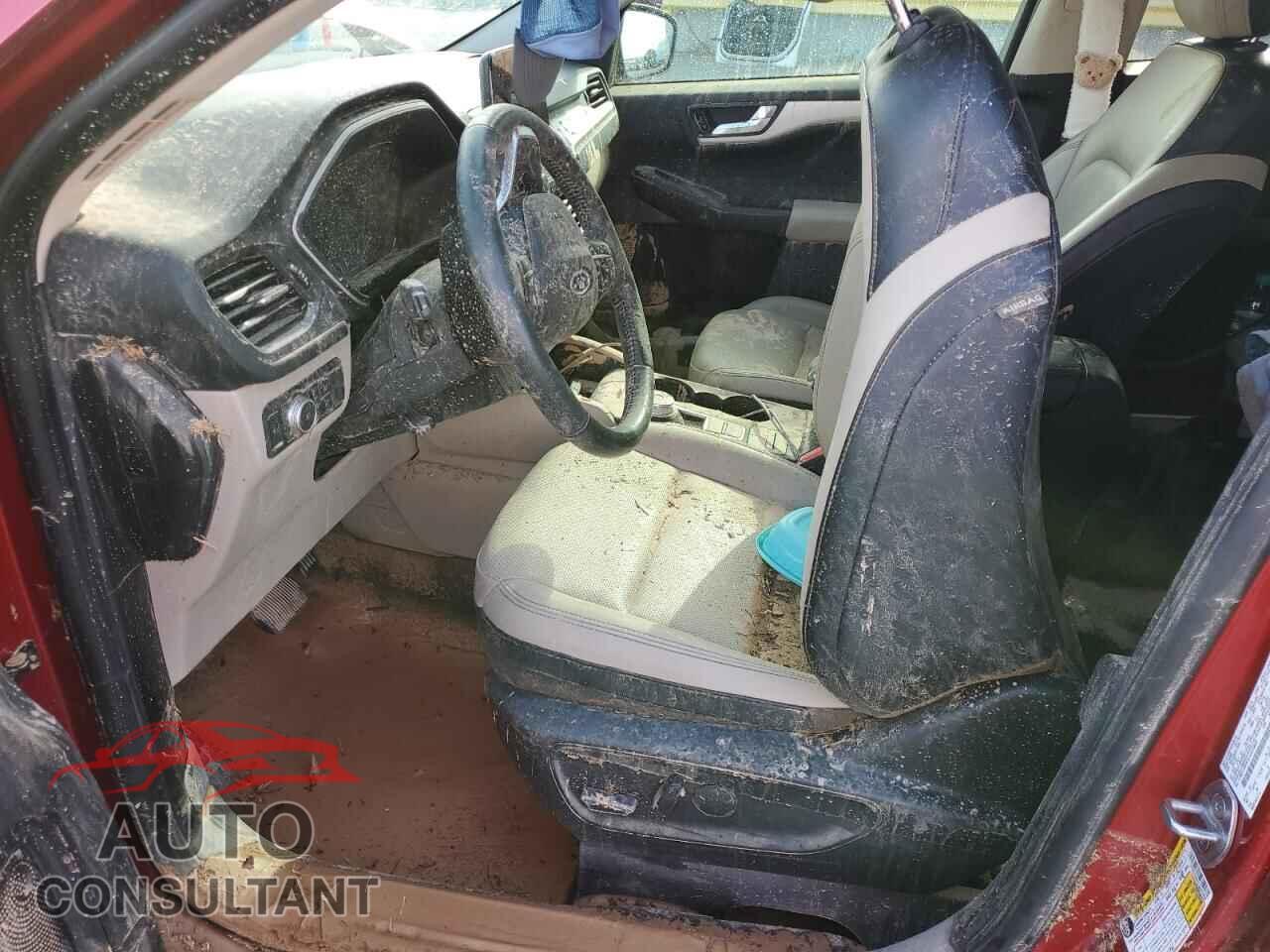 FORD ESCAPE 2020 - 1FMCU0H61LUA35858