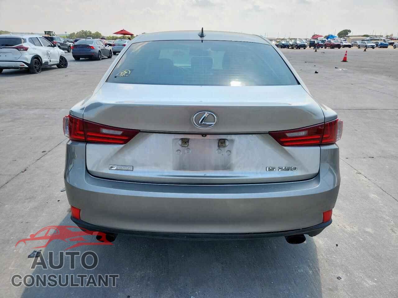 LEXUS IS 2015 - JTHBF1D2XF5057762