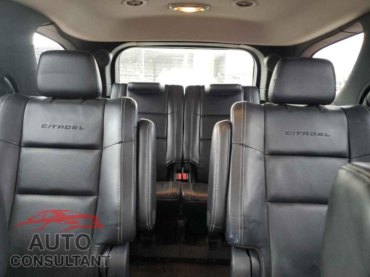 DODGE DURANGO 2017 - 1C4RDJEGXHC740401