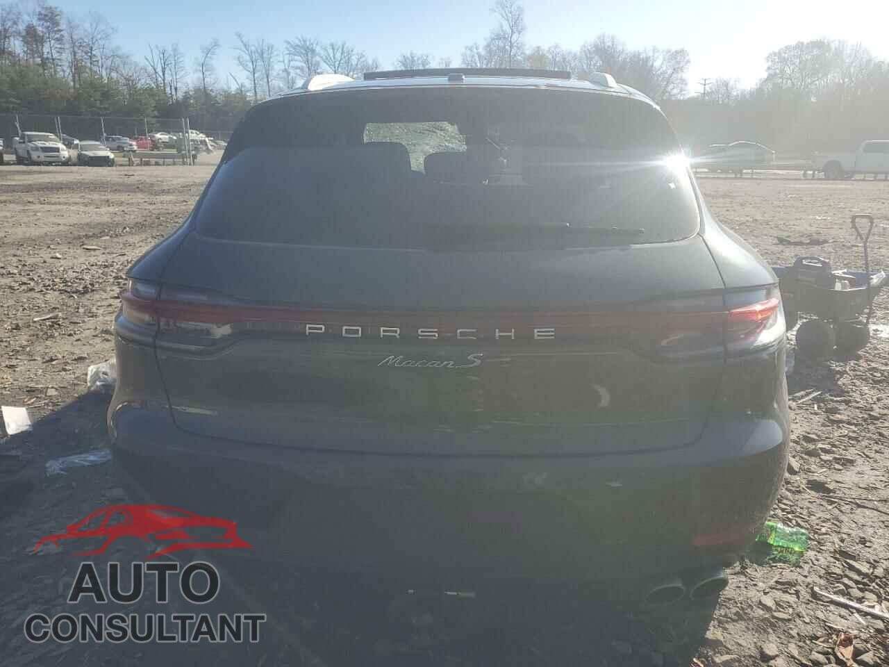 PORSCHE MACAN 2021 - WP1AB2A56MLB31246