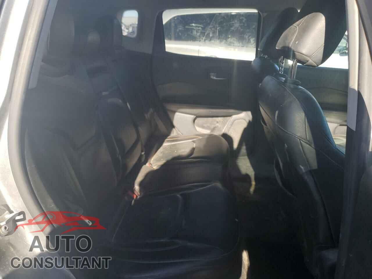 JEEP COMPASS 2017 - 3C4NJDCB4HT631940