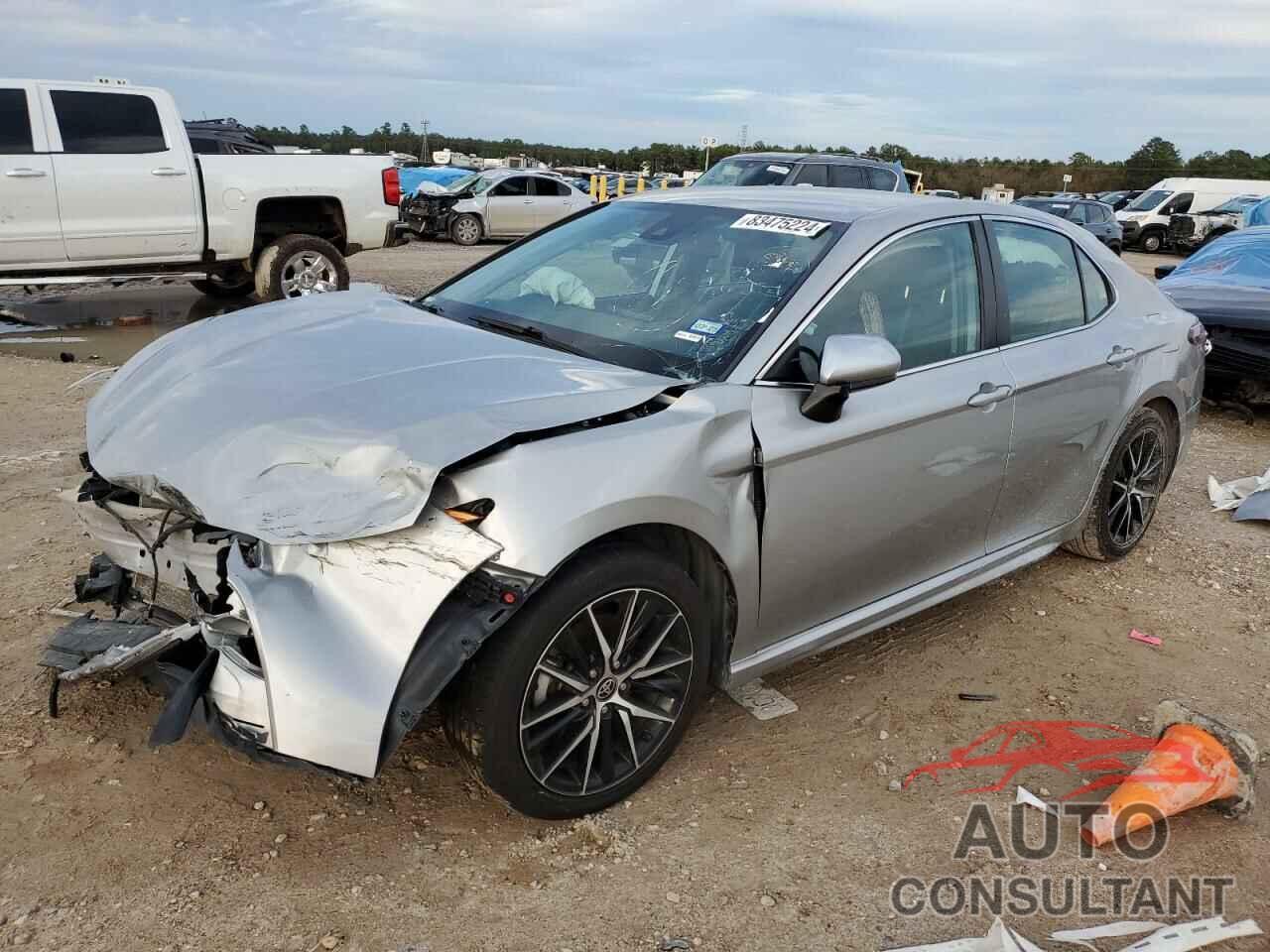 TOYOTA CAMRY 2021 - 4T1G11AK8MU469879