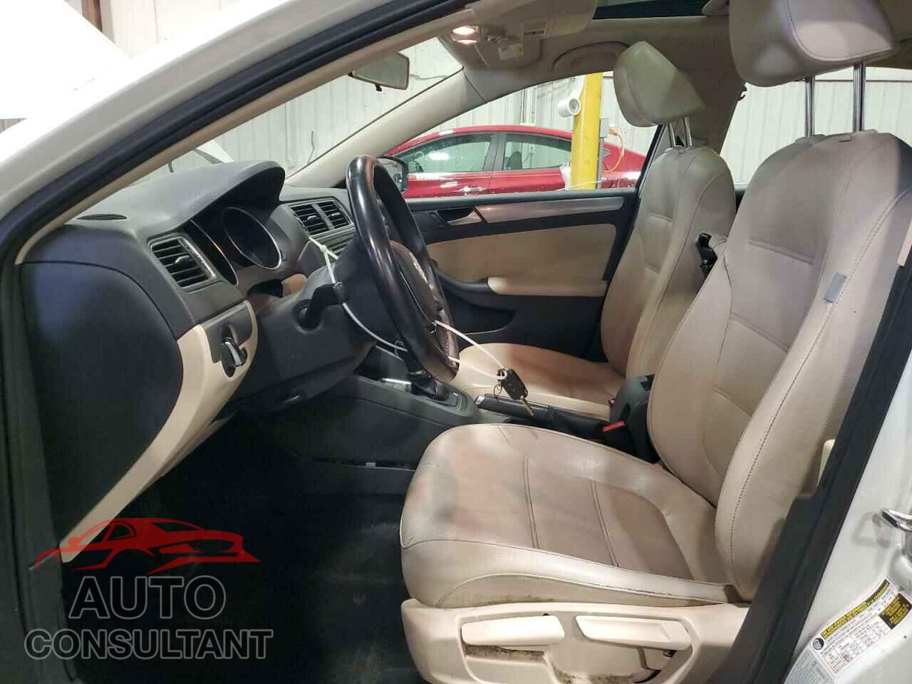 VOLKSWAGEN JETTA 2017 - 3VWDB7AJ4HM376248