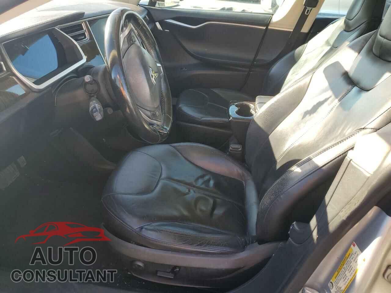 TESLA MODEL S 2013 - 5YJSA1CN4DFP14644