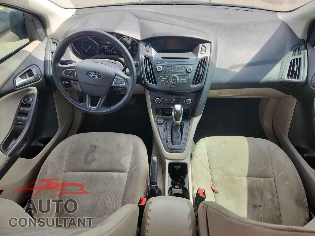 FORD FOCUS 2015 - 1FADP3F23FL374882