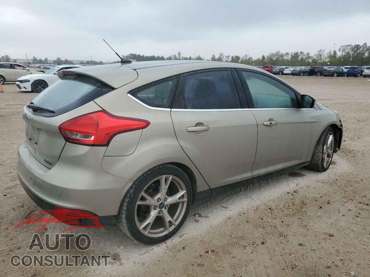 FORD FOCUS 2016 - 1FADP3N26GL397656