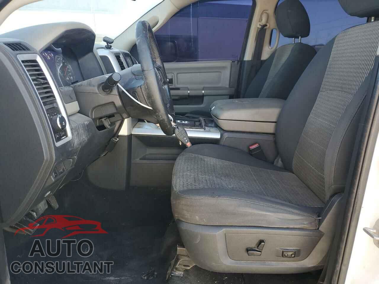DODGE RAM 1500 2012 - 1C6RD7LT4CS204455