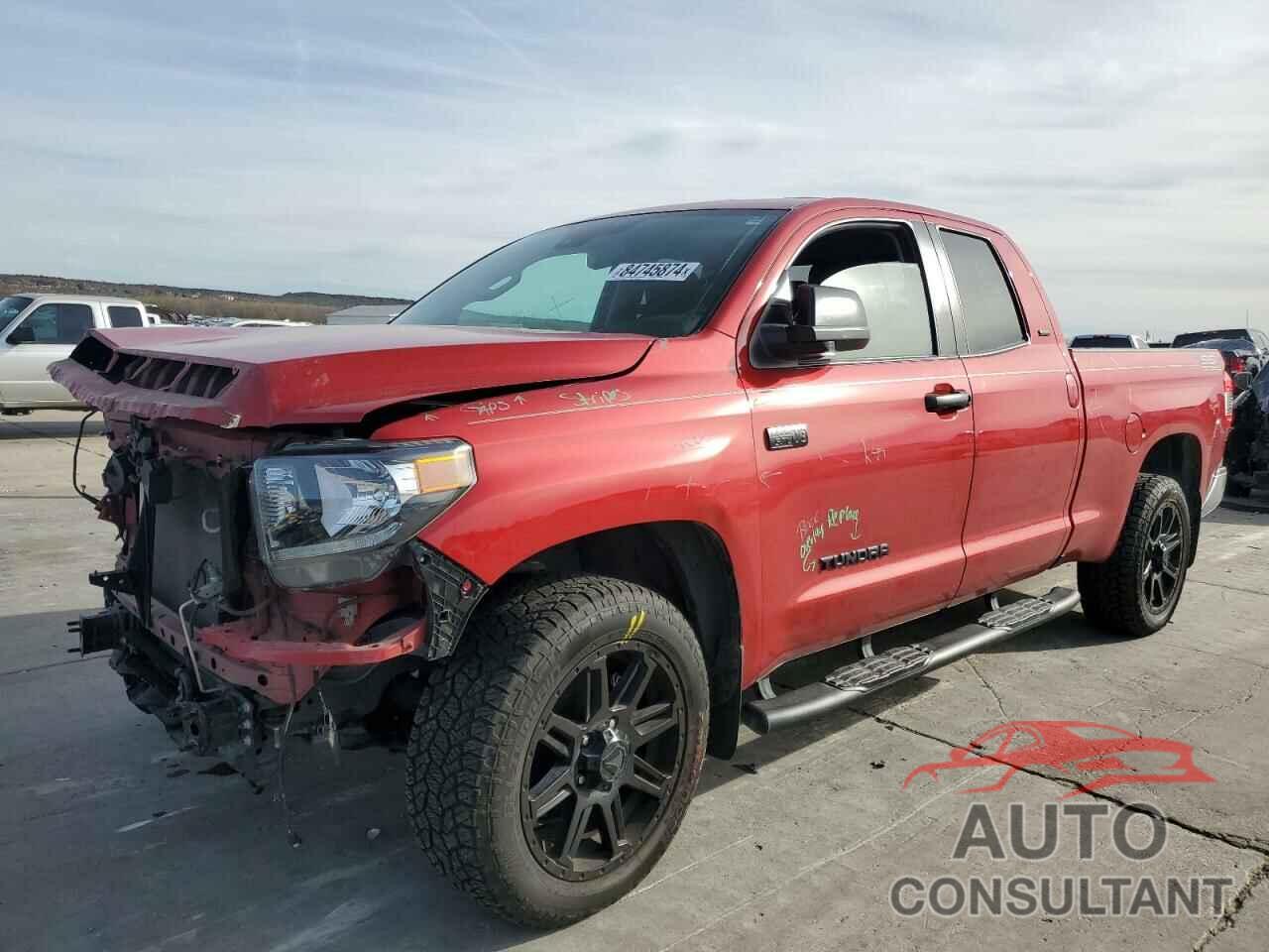 TOYOTA TUNDRA 2020 - 5TFRY5F14LX265206