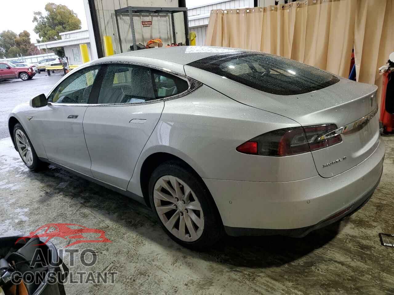 TESLA MODEL S 2016 - 5YJSA1E11GF134783