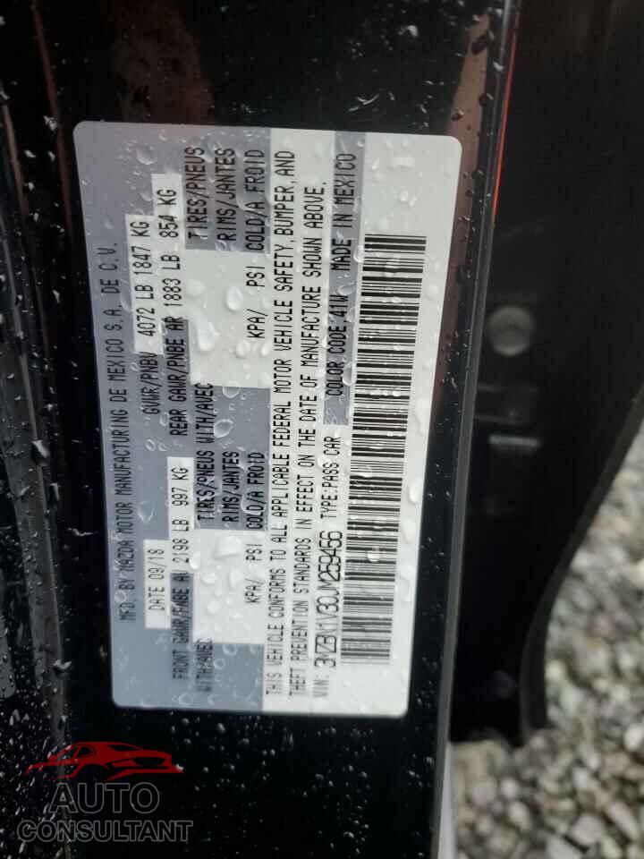 MAZDA 3 2018 - 3MZBN1V30JM259456