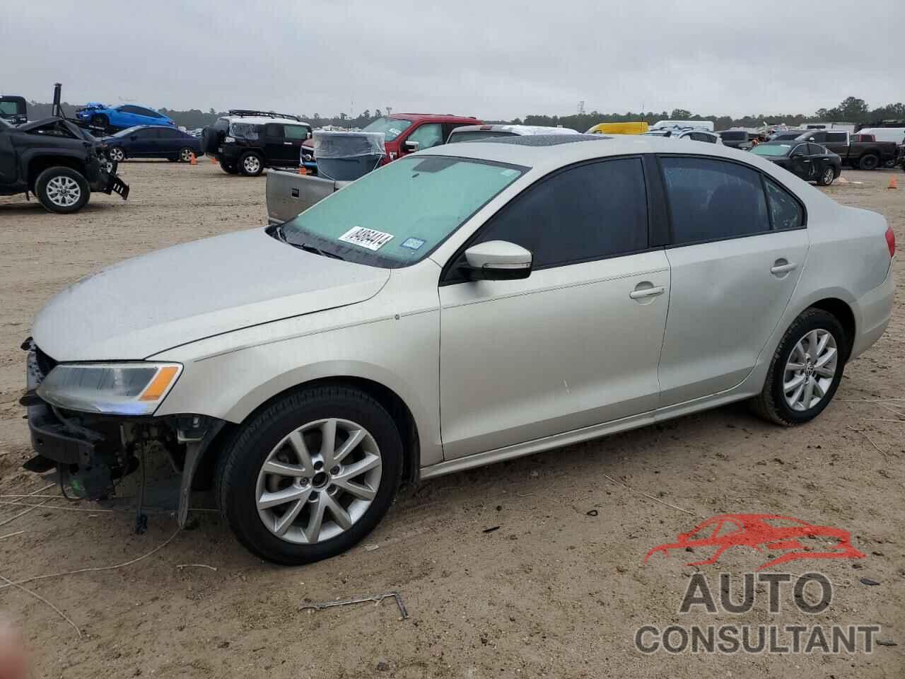 VOLKSWAGEN JETTA 2012 - 3VWDX7AJ5CM304405