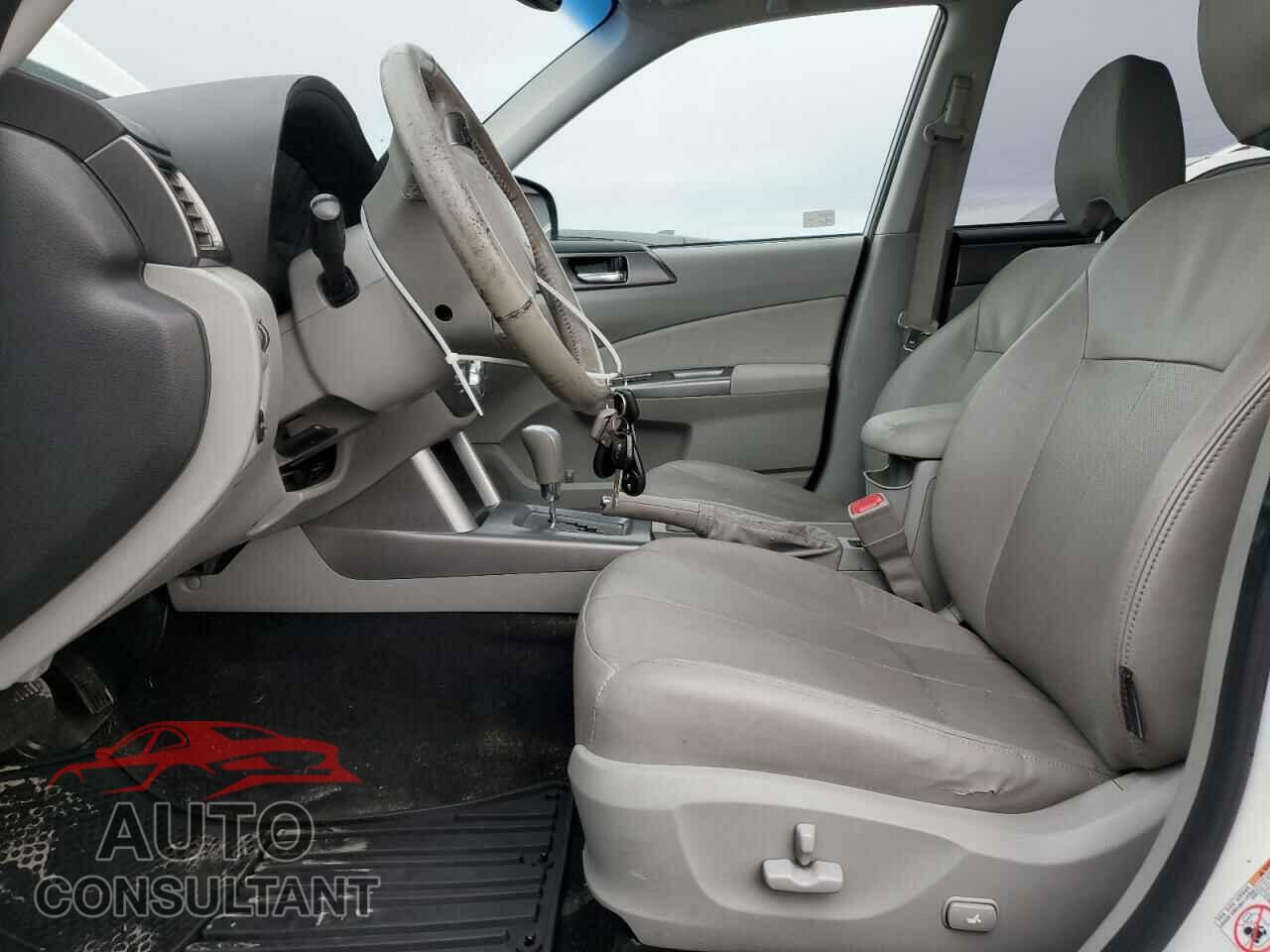 SUBARU FORESTER 2011 - JF2SHAEC0BH758033