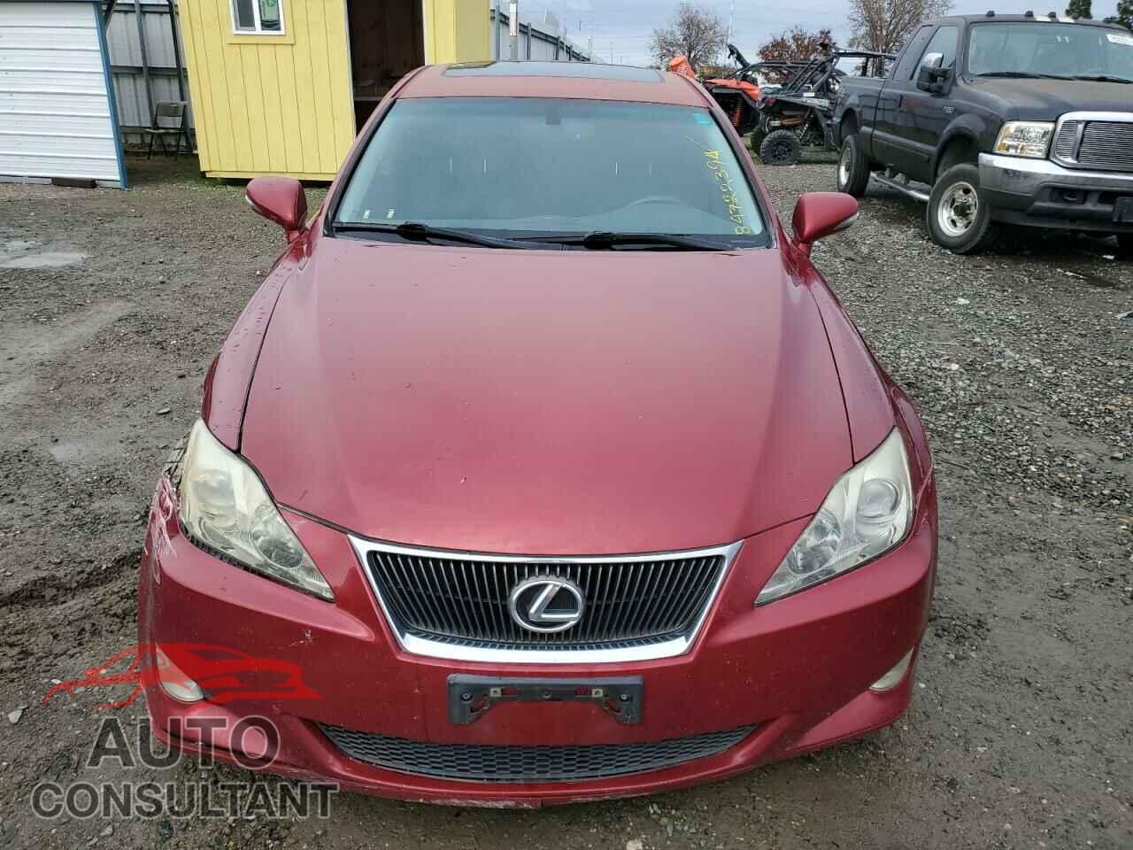 LEXUS IS 2011 - JTHBF5C2XB5131149