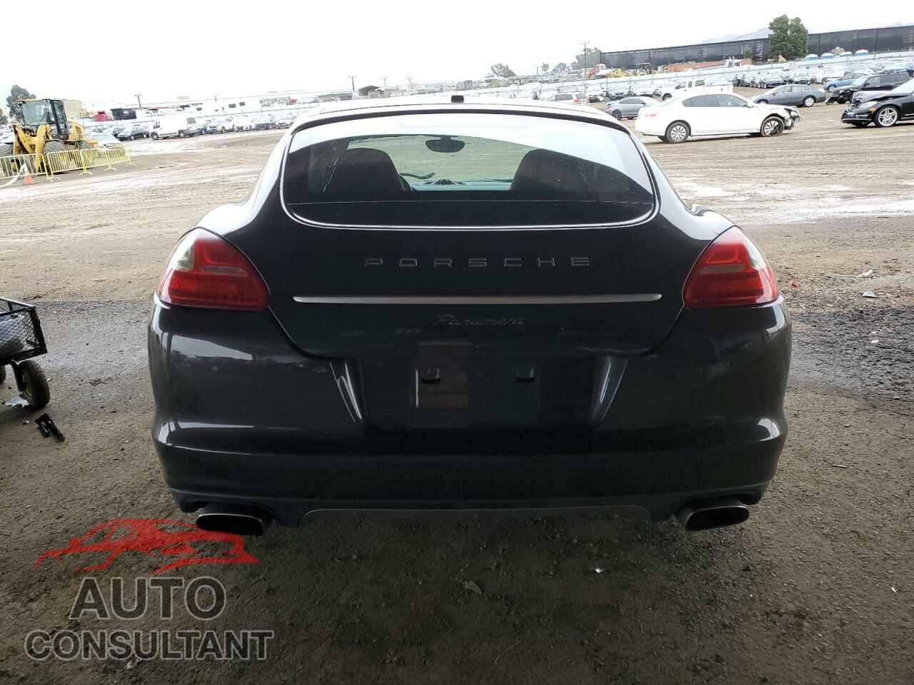 PORSCHE PANAMERA 2013 - WP0AA2A7XDL015781