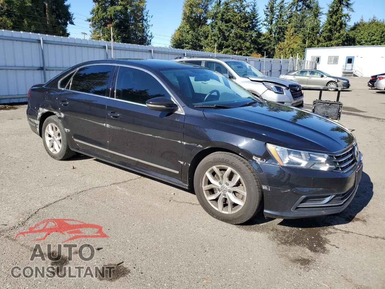 VOLKSWAGEN PASSAT 2017 - 1VWAT7A36HC029541