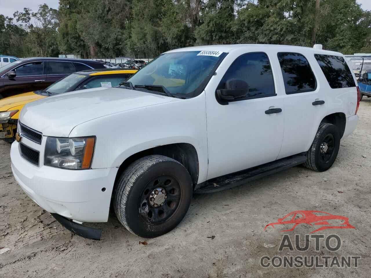 CHEVROLET TAHOE 2013 - 1GNLC2E07DR327237