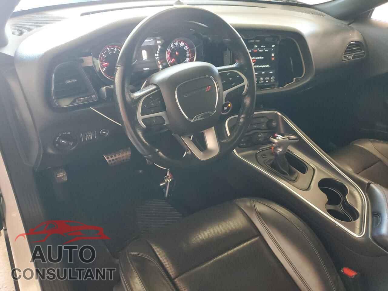 DODGE CHALLENGER 2018 - 2C3CDZBT8JH309892