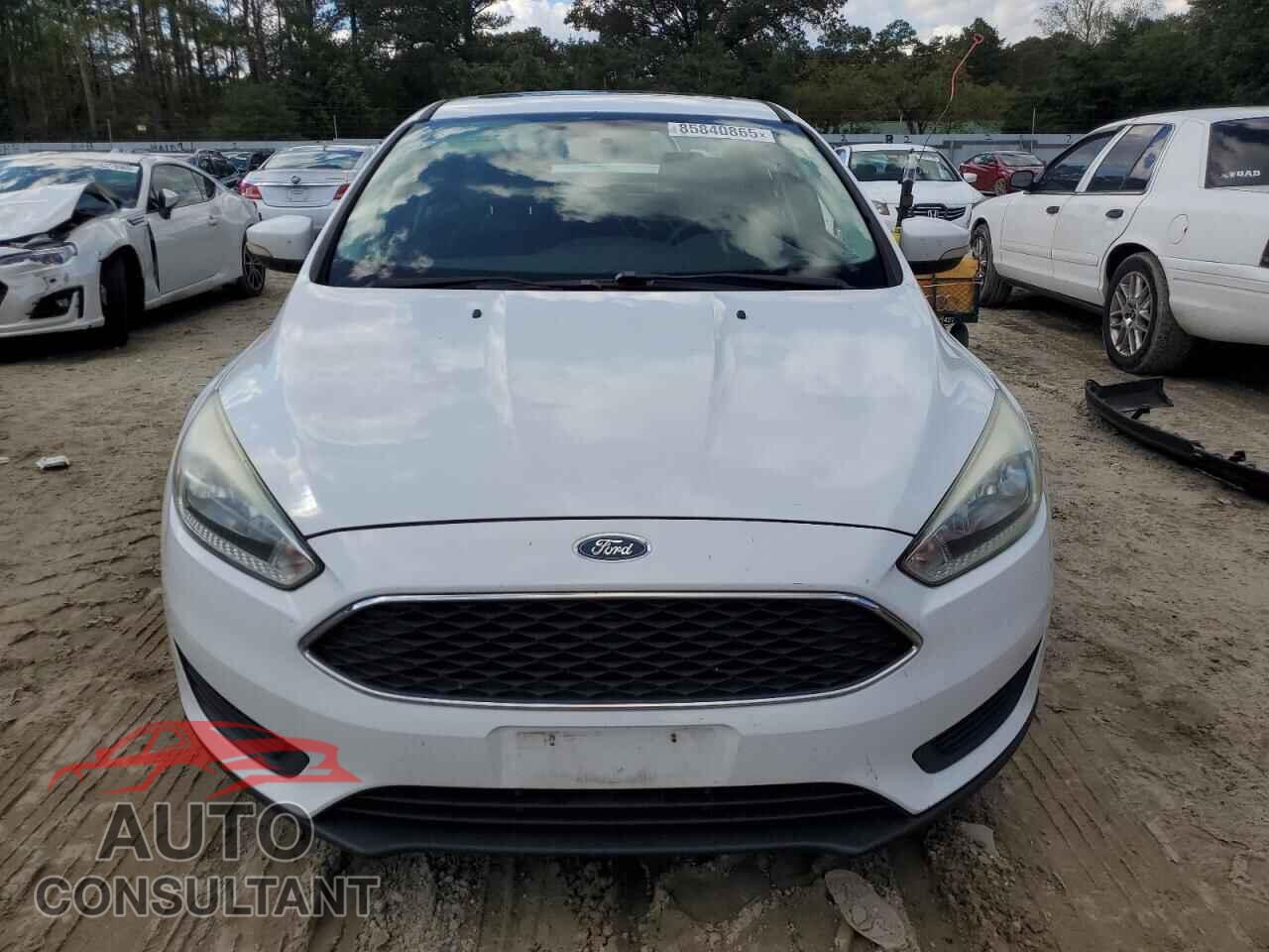 FORD FOCUS 2015 - 1FADP3F21FL243515