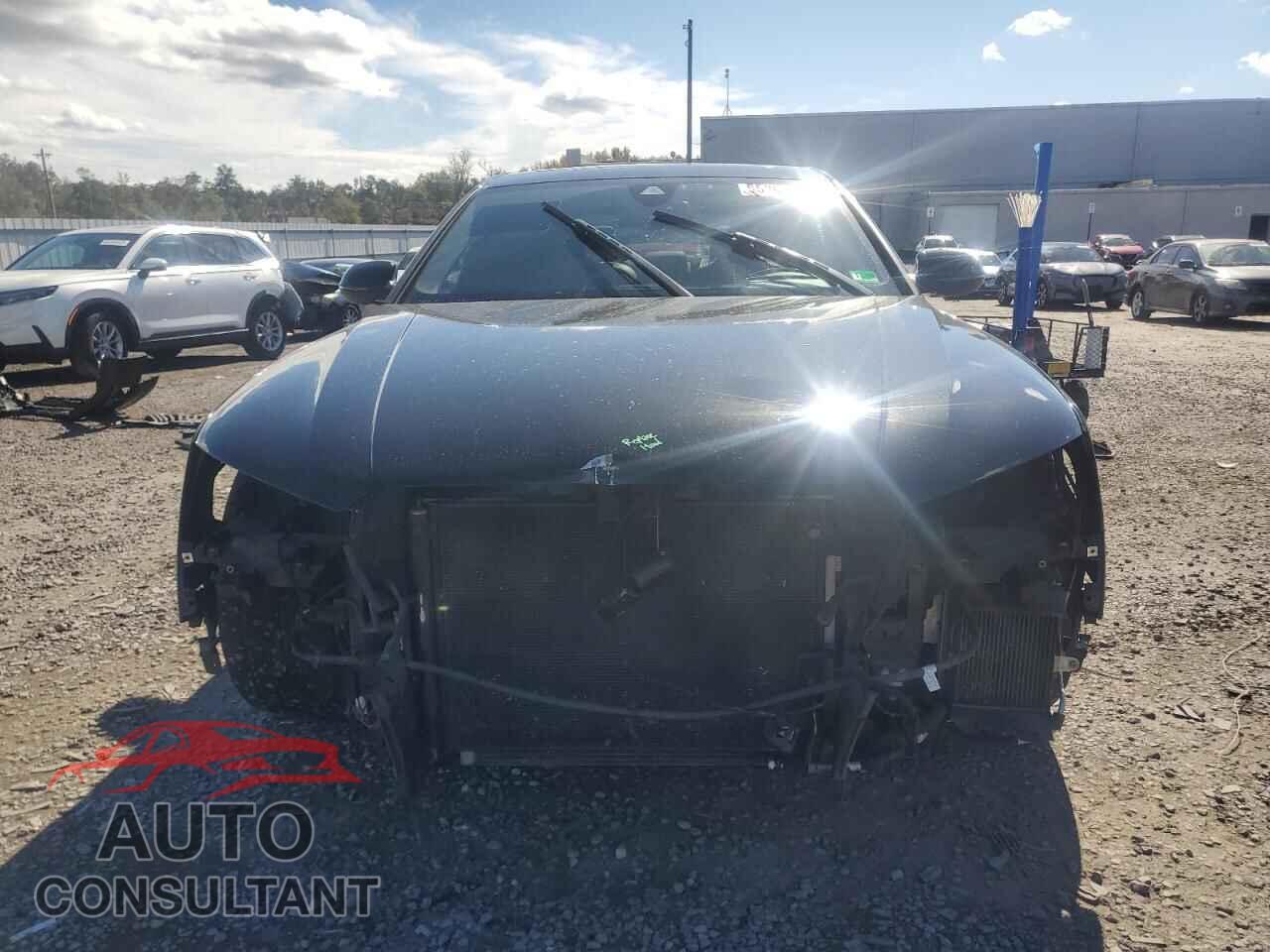 AUDI A8 2016 - WAU43AFD7GN010656