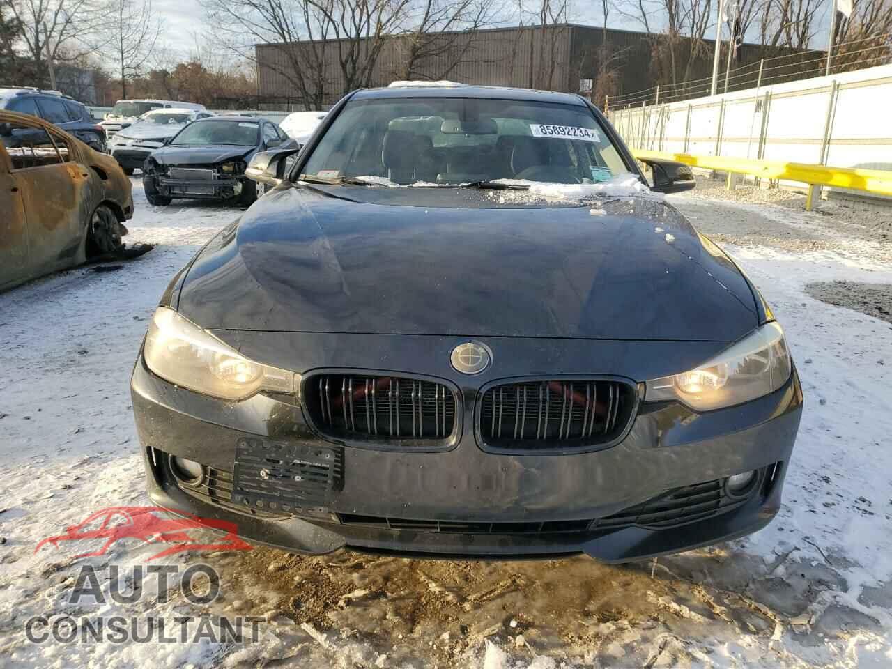 BMW 3 SERIES 2014 - WBA3C3C57EF983421