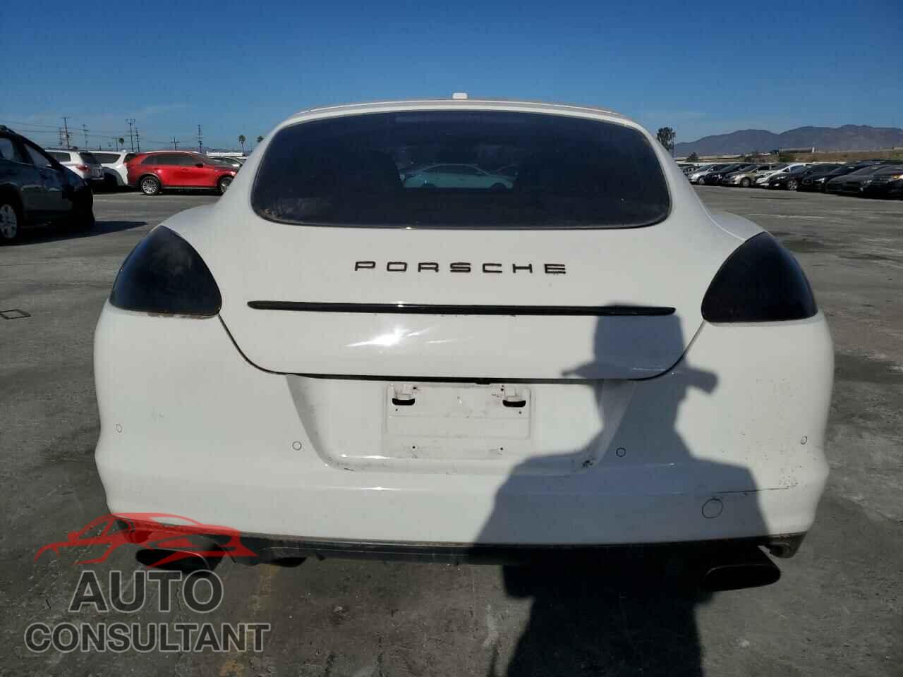 PORSCHE PANAMERA 2011 - WP0AA2A7XBL020752