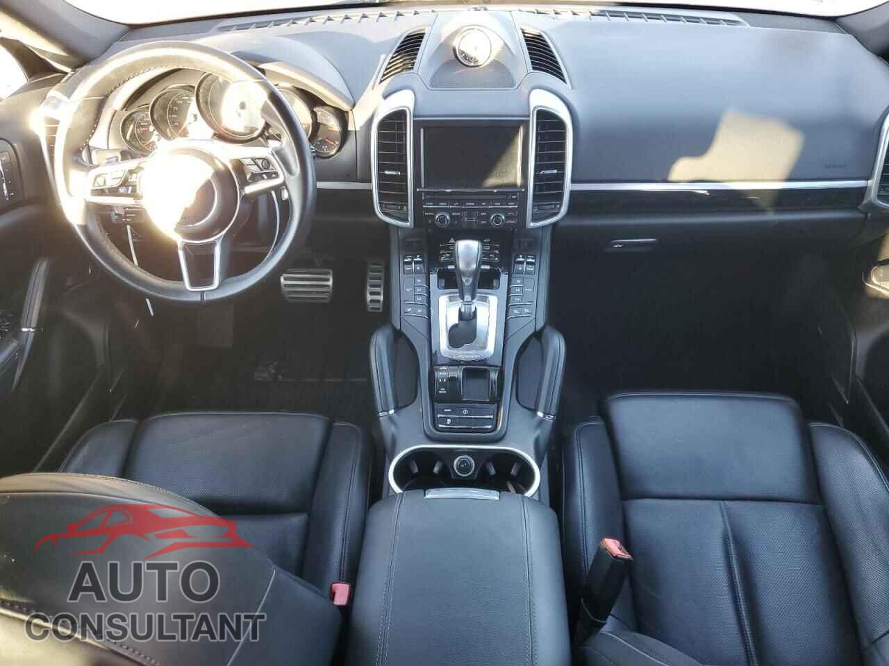 PORSCHE CAYENNE 2015 - WP1AB2A27FLA57098