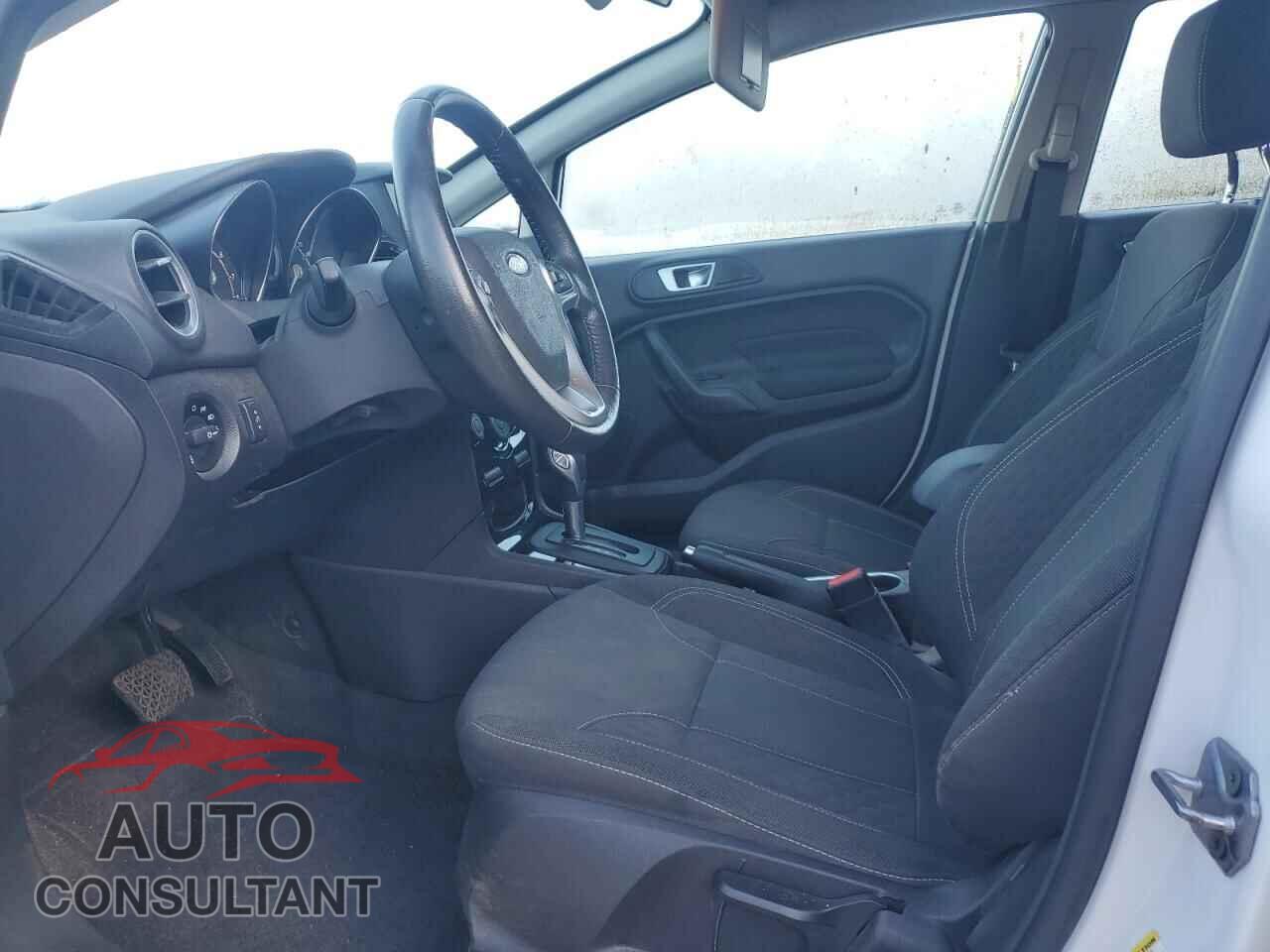 FORD FIESTA 2016 - 3FADP4EJXGM201875