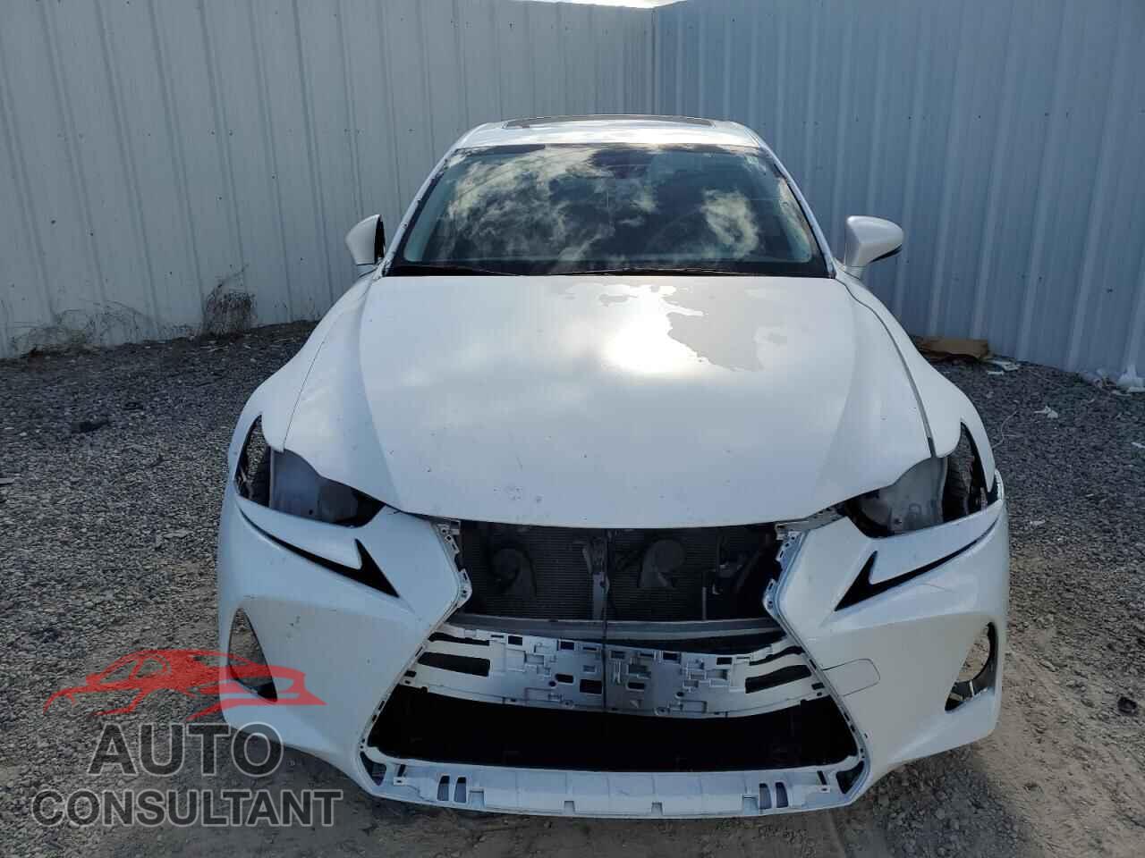 LEXUS IS 2020 - JTHAA1D26L5101245