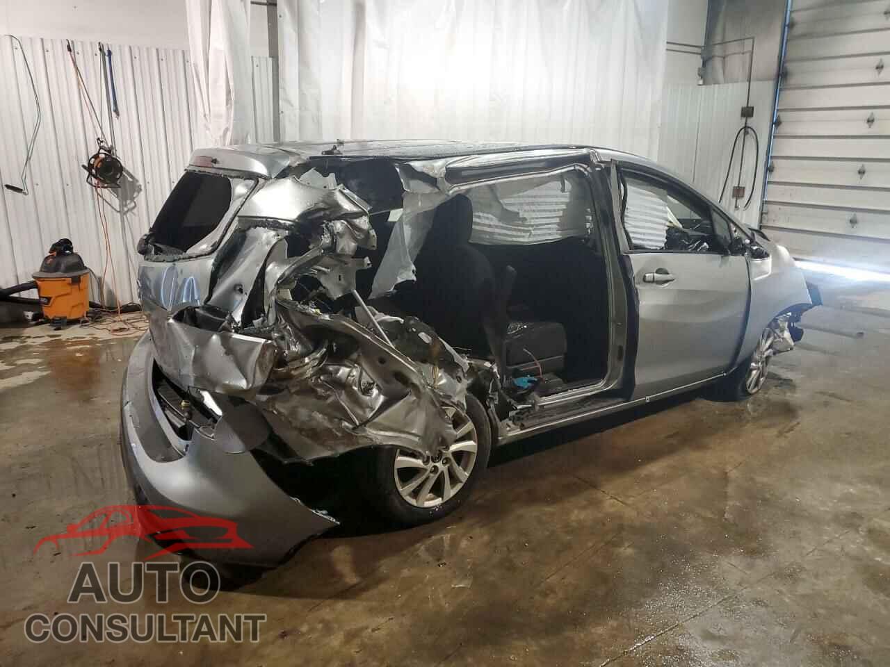 MAZDA 5 2015 - JM1CW2BL0F0182435