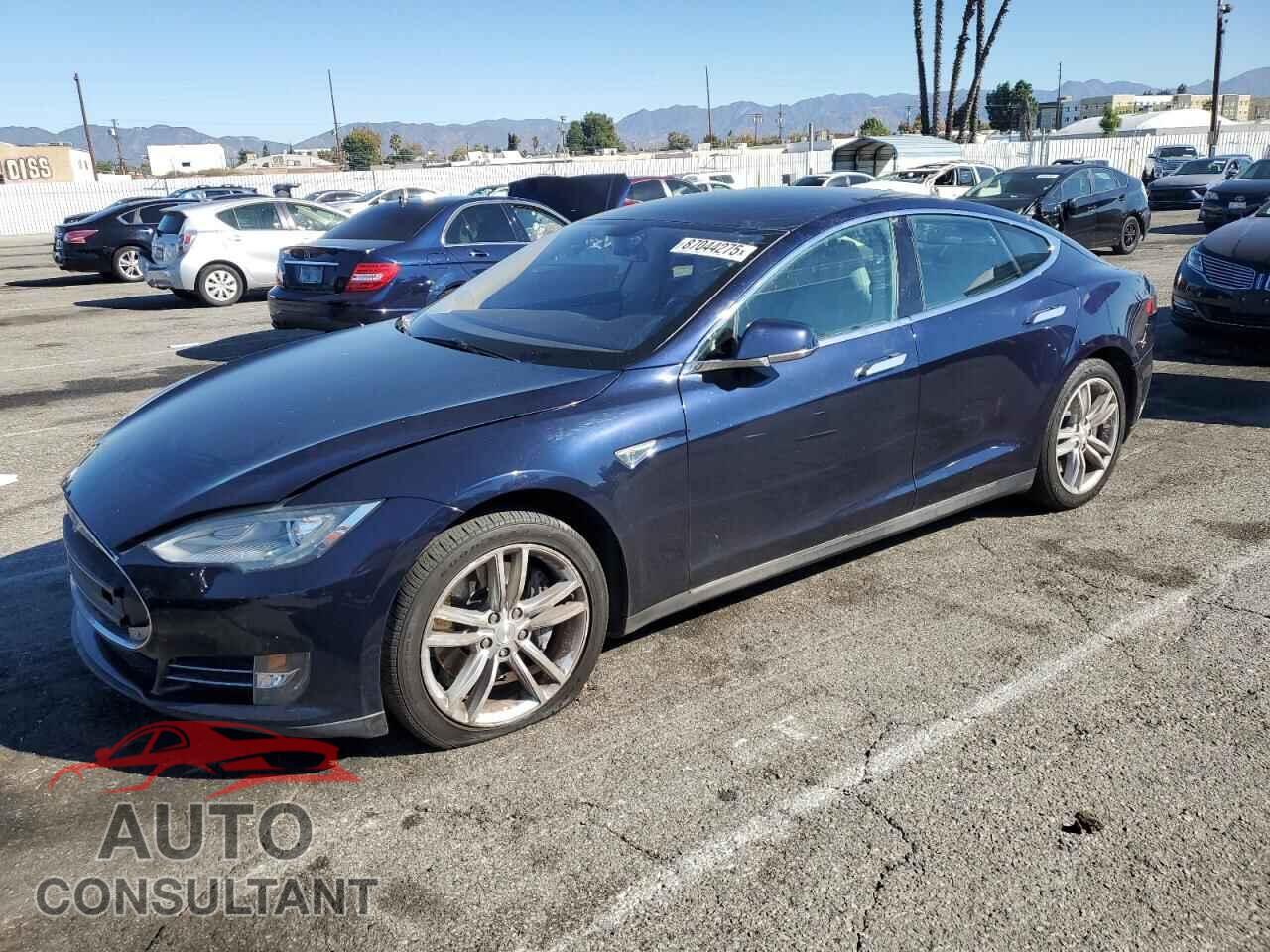 TESLA MODEL S 2013 - 5YJSA1CG4DFP09431