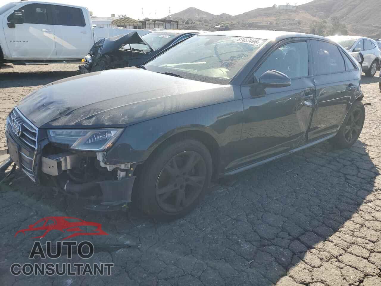 AUDI A4 2018 - WAUKMAF47JA007355